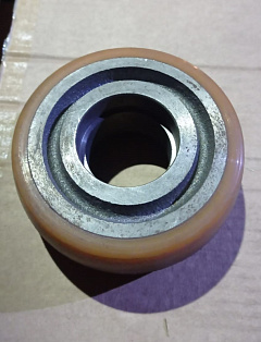 Колесо баланса для штабелера ES (2 шт для 1 модели)