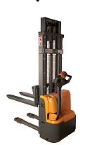 Штабелер самоходный 1,5 т 3,0 м XILIN CDD15R-EN 24/105 В/Ач с раздвижными вилами Штабелер самоходный 1,5 т 3,0 м XILIN CDD15R-EN 24/105 В/Ач с раздвижными вилами