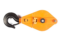 Блок монтажный однорольный с крюком TOR 0,5 т с откидной щекой Блок монтажный однорольный с крюком TOR 0,5 т с откидной щекой